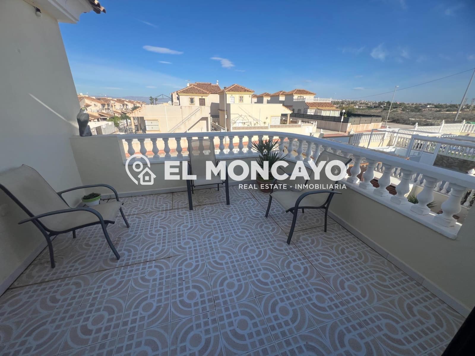 5 soveværelse Villa til salg i Algorfa med swimmingpool - € 379.000 (Ref: 8728070)