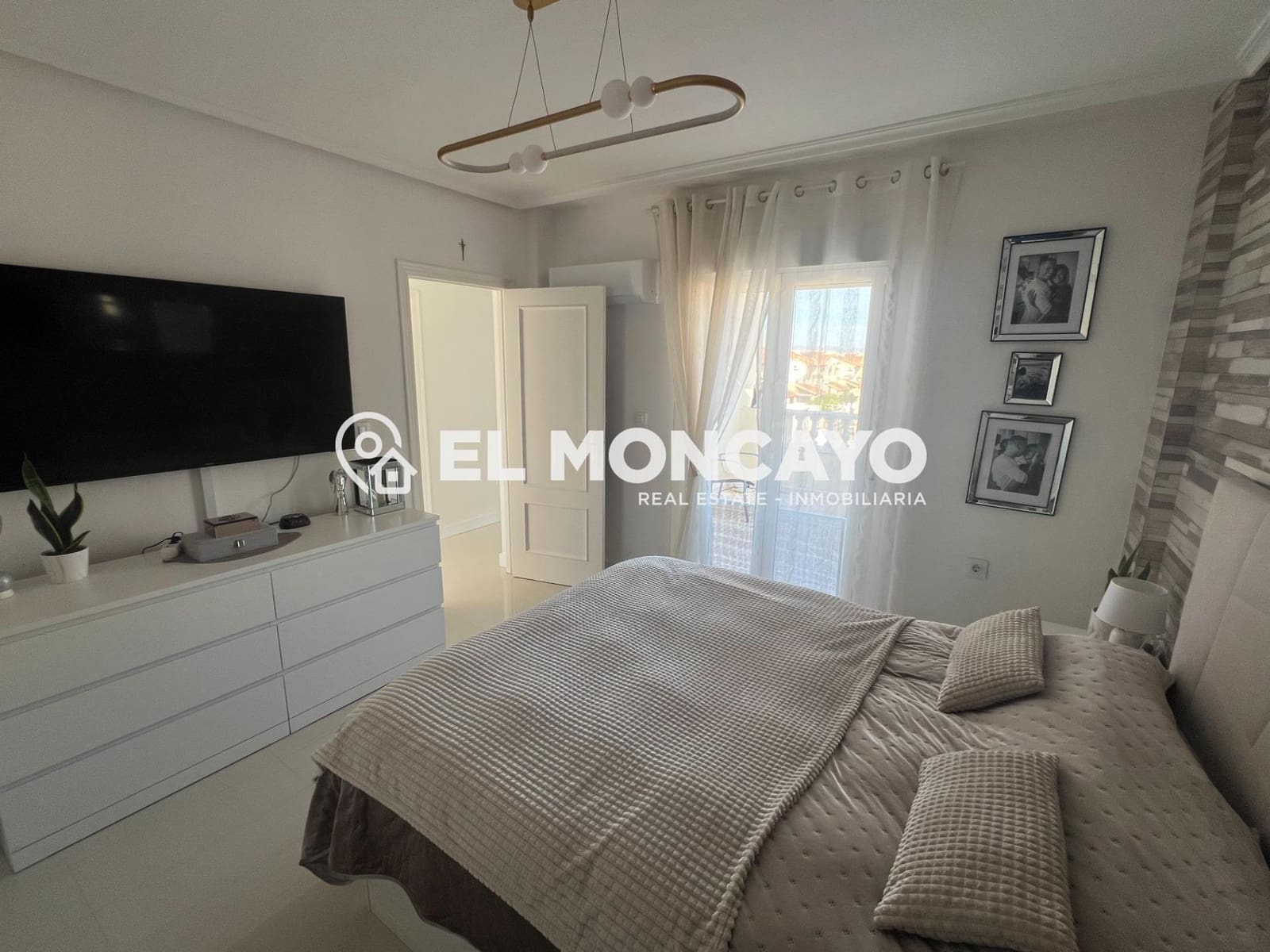 5 soveværelse Villa til salg i Algorfa med swimmingpool - € 379.000 (Ref: 8728070)