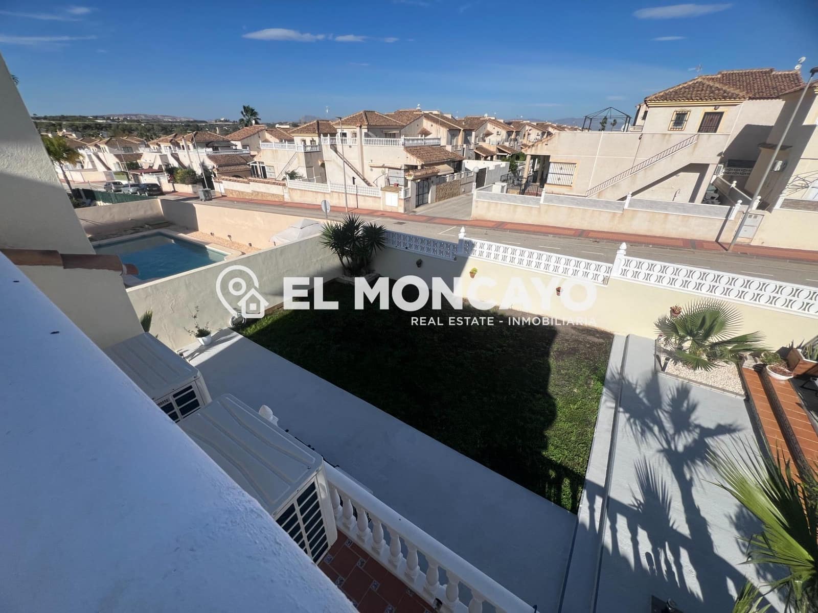 5 soveværelse Villa til salg i Algorfa med swimmingpool - € 379.000 (Ref: 8728070)