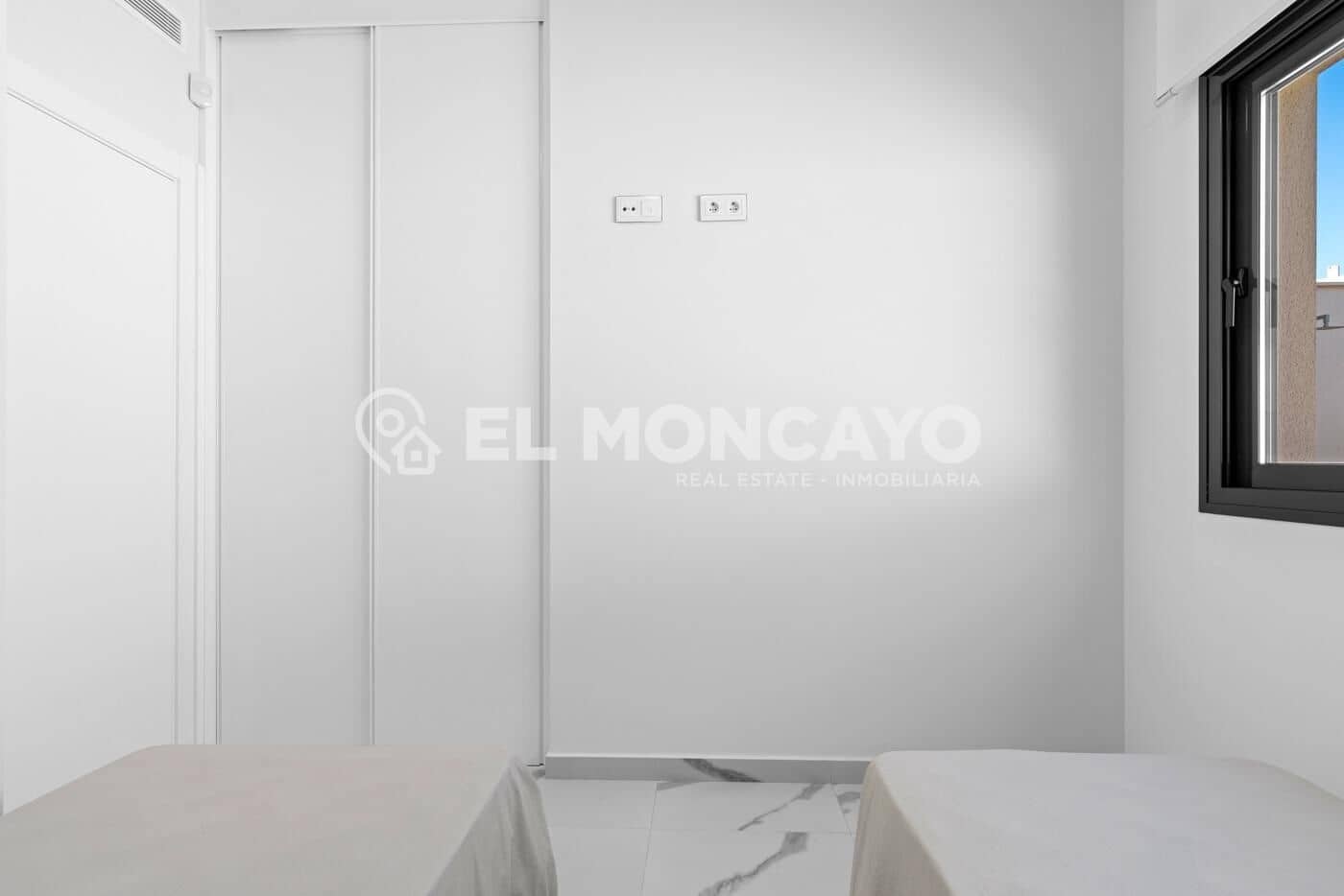 3 camera da letto Bungalow in vendita in San Miguel de Salinas con piscina - 375.000 € (Rif: 8729746)