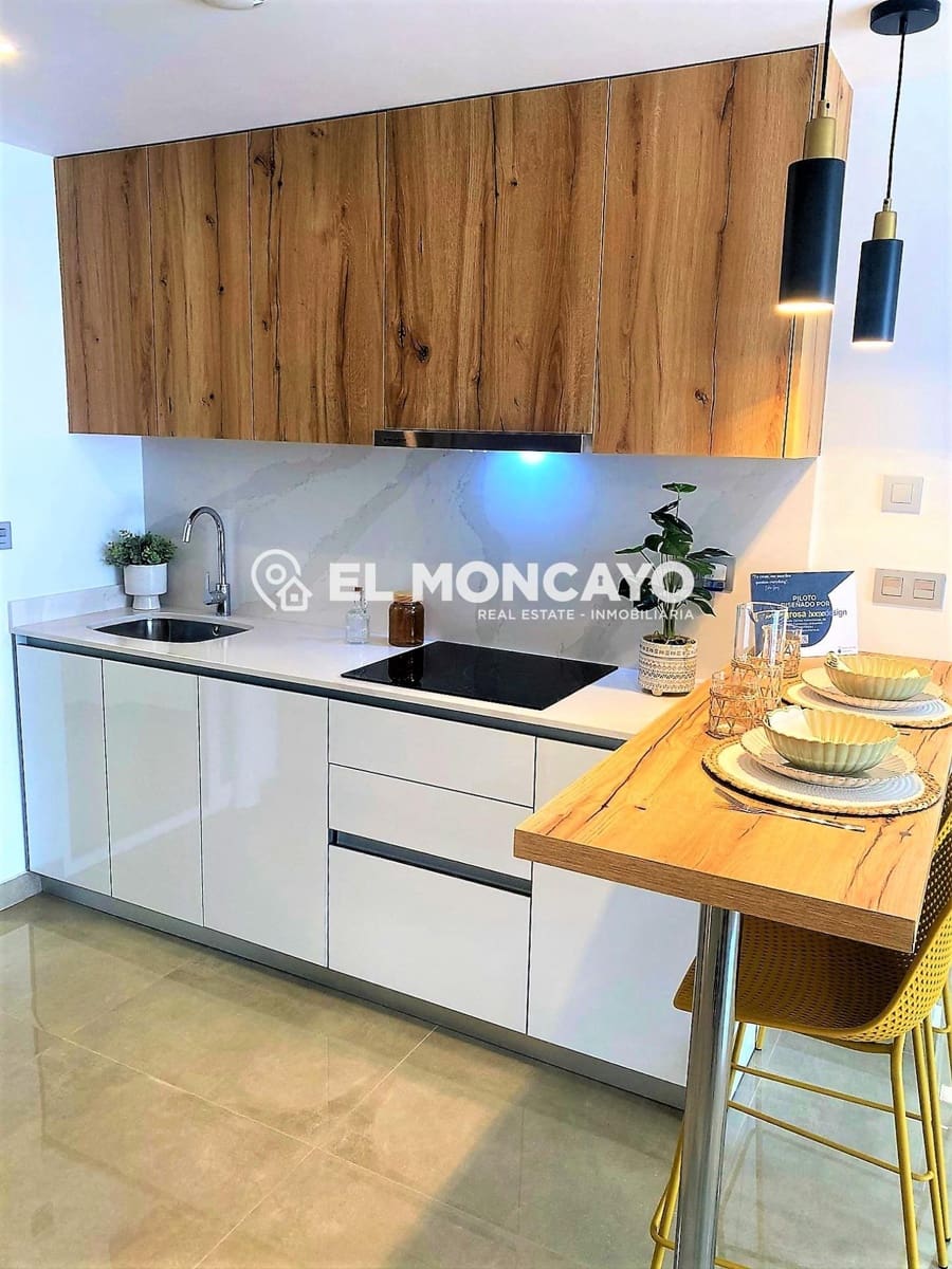 Bungalow de 2 habitaciones en Pilar de la Horadada en venta con piscina - 269.900 € (Ref: 8729749)