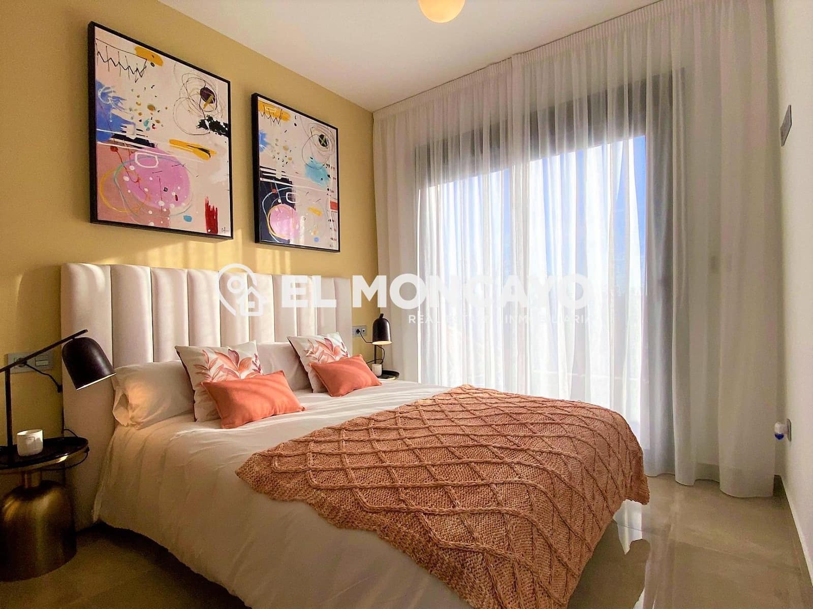 Bungalow de 2 habitaciones en Pilar de la Horadada en venta con piscina - 269.900 € (Ref: 8729749)