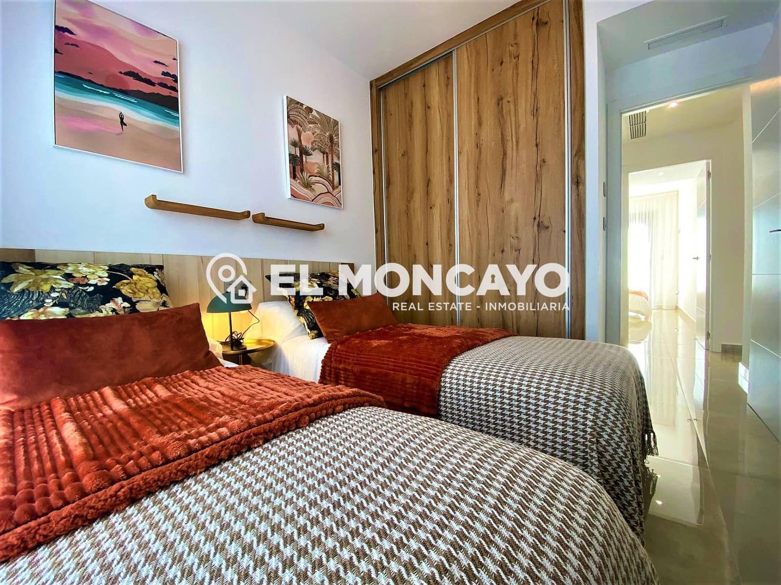 Bungalow de 2 habitaciones en Pilar de la Horadada en venta con piscina - 269.900 € (Ref: 8729749)
