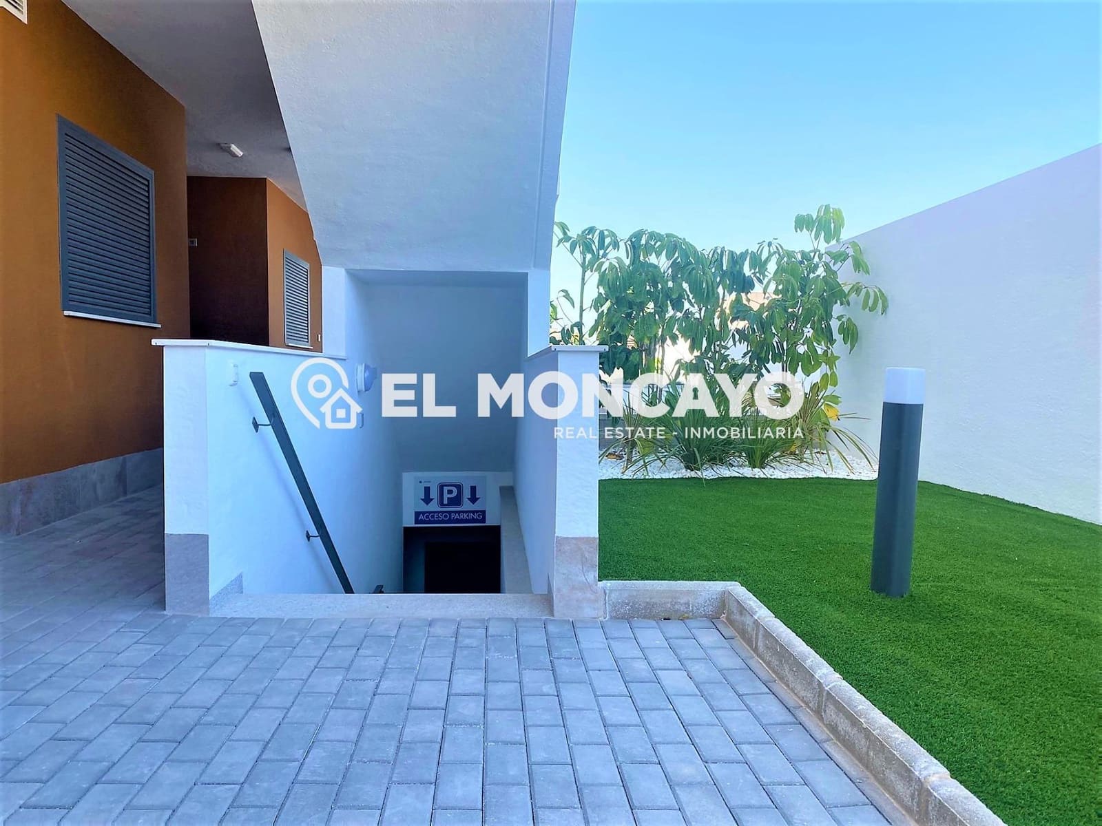 Bungalow de 2 habitaciones en Pilar de la Horadada en venta con piscina - 269.900 € (Ref: 8729749)