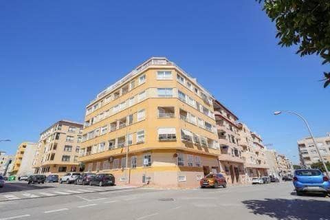 3 quarto Penthouse para venda em Guardamar del Segura com garagem - 360 000 € (Ref: 8731841)