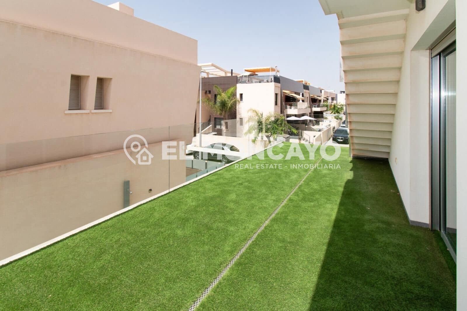 3 sovrum Villa till salu i Mil Palmeras med pool - 530 000 € (Ref: 8735465)