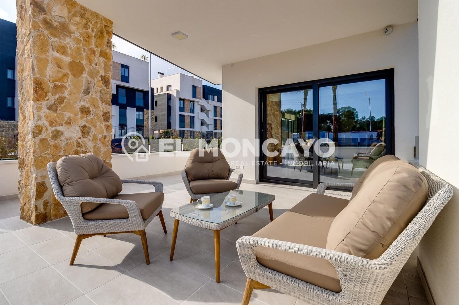 2 bedroom Bungalow for sale in Ciudad Quesada with pool garage - € 285,000 (Ref: 8737872)