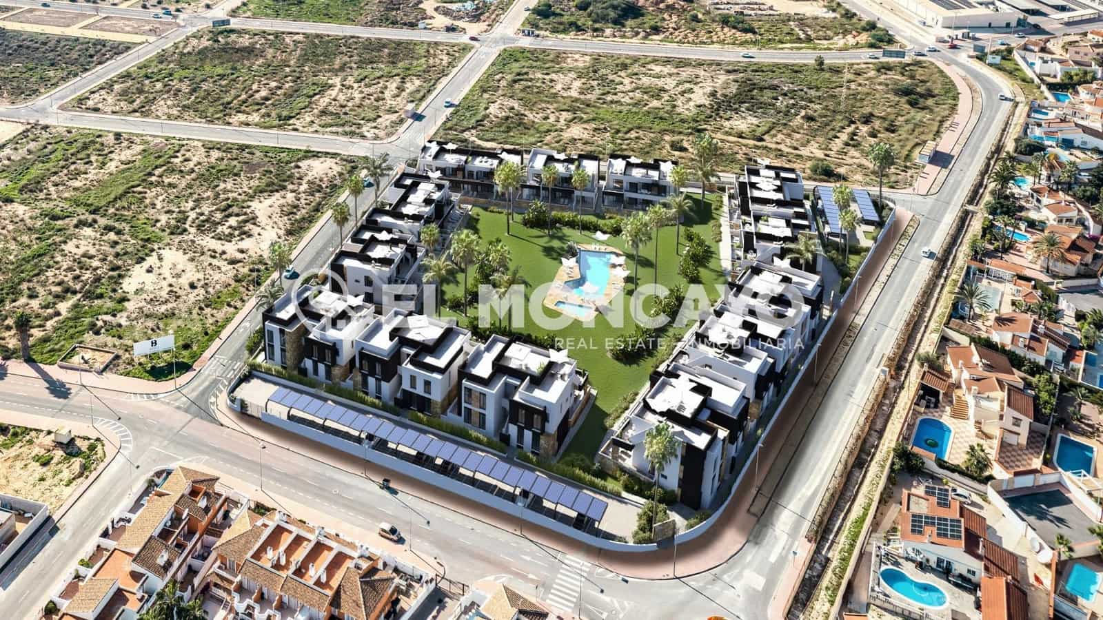 2 bedroom Bungalow for sale in Ciudad Quesada with pool garage - € 285,000 (Ref: 8737872)