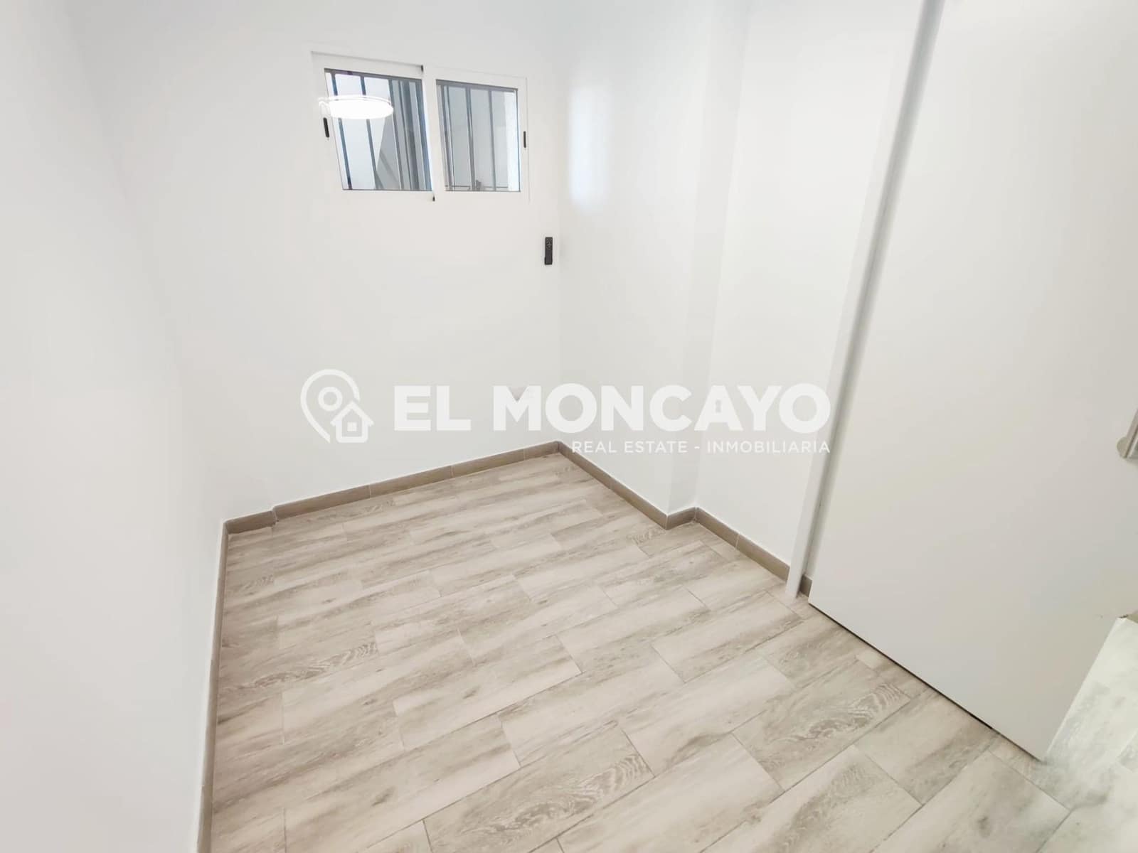 2 makuuhuone Huoneisto myytävänä paikassa Guardamar del Segura mukana uima-altaan - 128 500 € (Ref: 8776315)