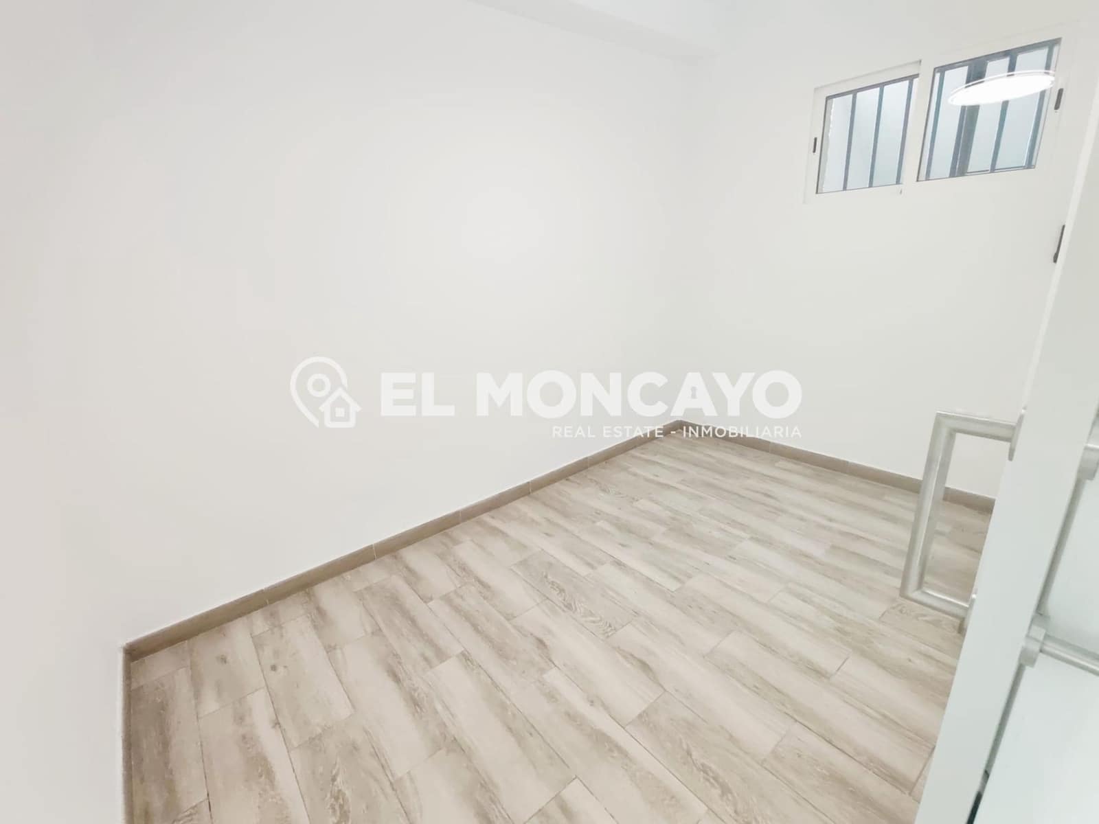 2 makuuhuone Huoneisto myytävänä paikassa Guardamar del Segura mukana uima-altaan - 128 500 € (Ref: 8776315)