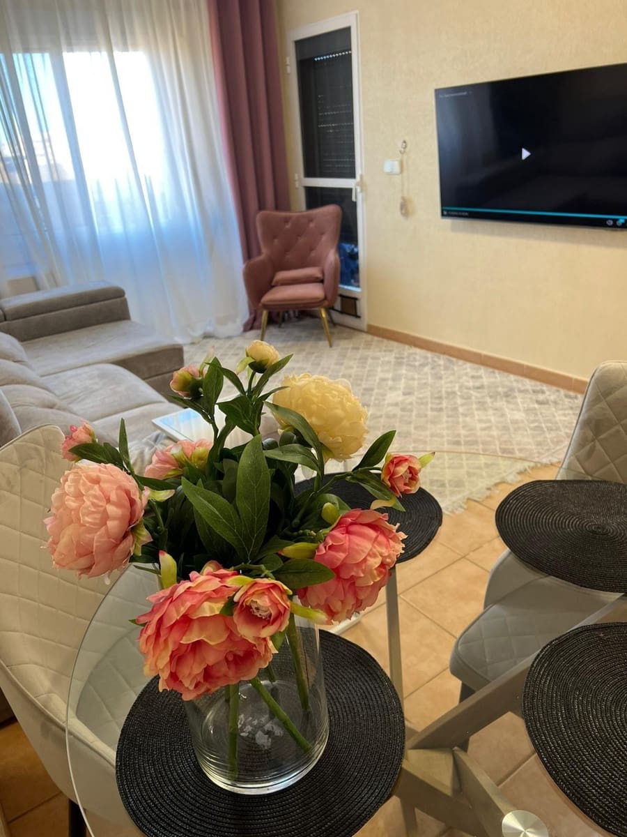 2 Zimmer Apartment zu verkaufen in Torrevieja mit Pool - 195.000 € (Ref: 8789490)