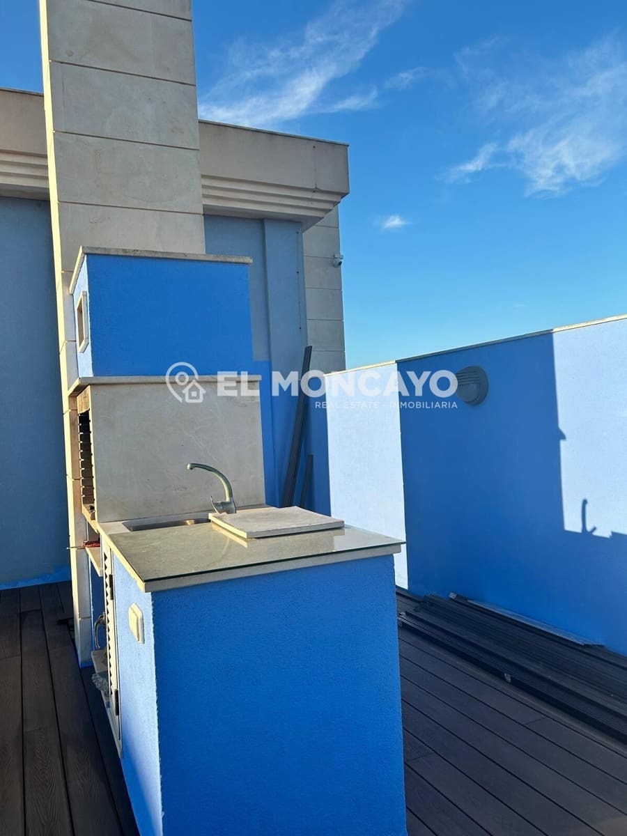 2 slaapkamer Penthouse te koop in Torrevieja met zwembad garage - € 350.000 (Ref: 8822634)