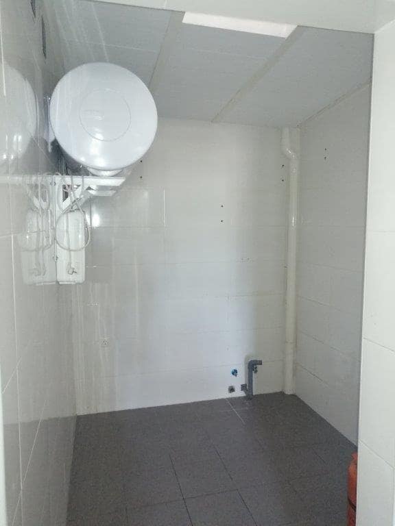 Empresa para venda em Guardamar del Segura - 192 000 € (Ref: 8834399)