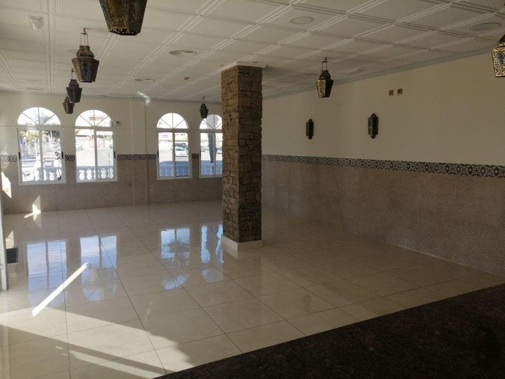 Empresa para venda em Guardamar del Segura - 192 000 € (Ref: 8834399)