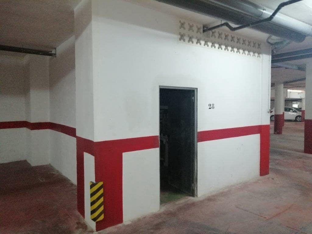Empresa para venda em Guardamar del Segura - 192 000 € (Ref: 8834399)