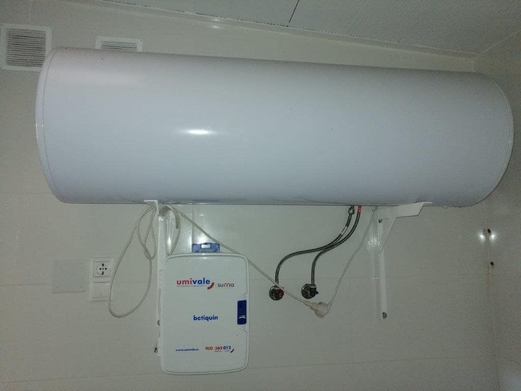 Empresa para venda em Guardamar del Segura - 192 000 € (Ref: 8834399)