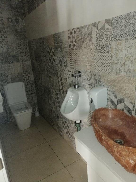 Empresa para venda em Guardamar del Segura - 192 000 € (Ref: 8834399)