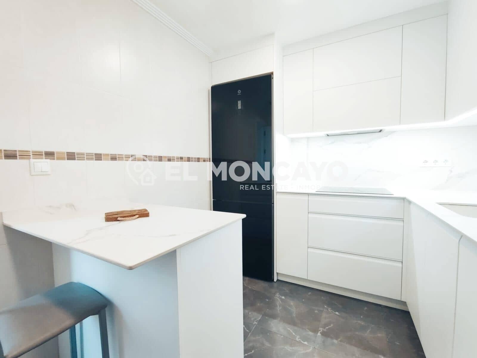 3 soveværelse Rækkehus til salg i Guardamar del Segura med garage - € 299.000 (Ref: 8839116)