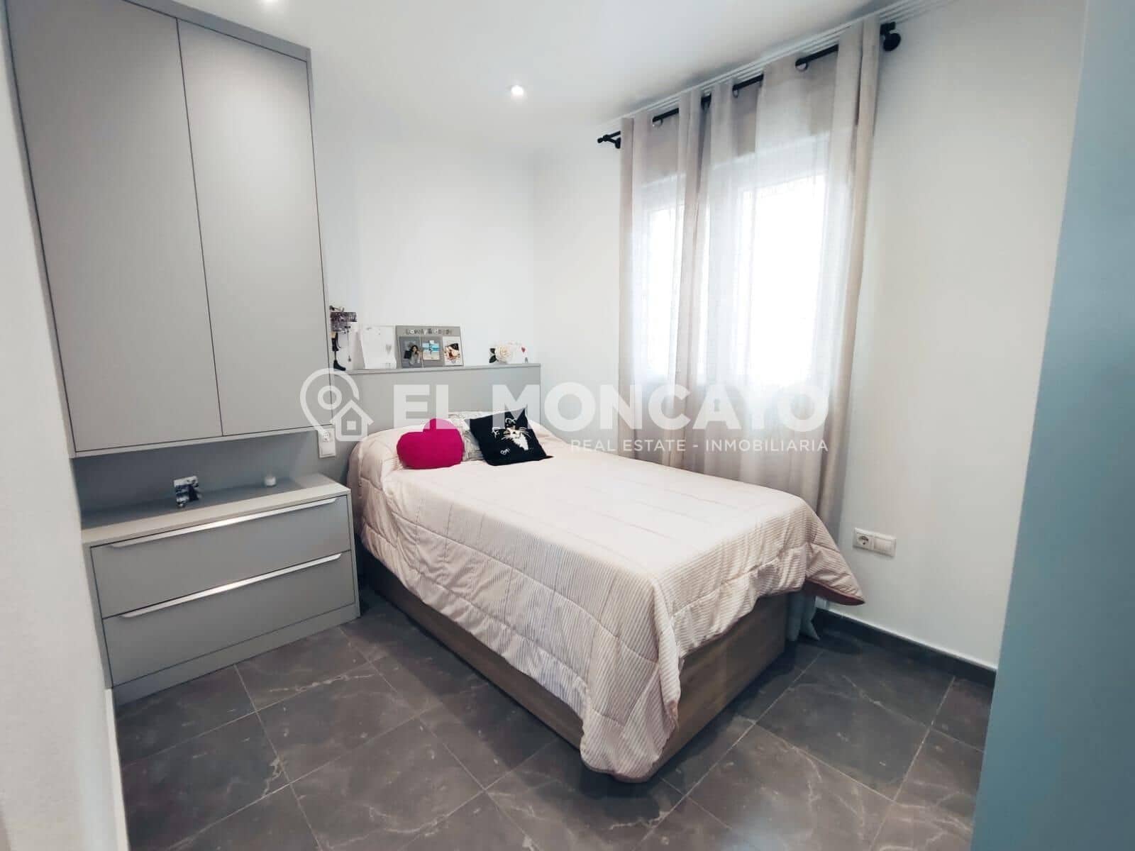 3 soveværelse Rækkehus til salg i Guardamar del Segura med garage - € 299.000 (Ref: 8839116)