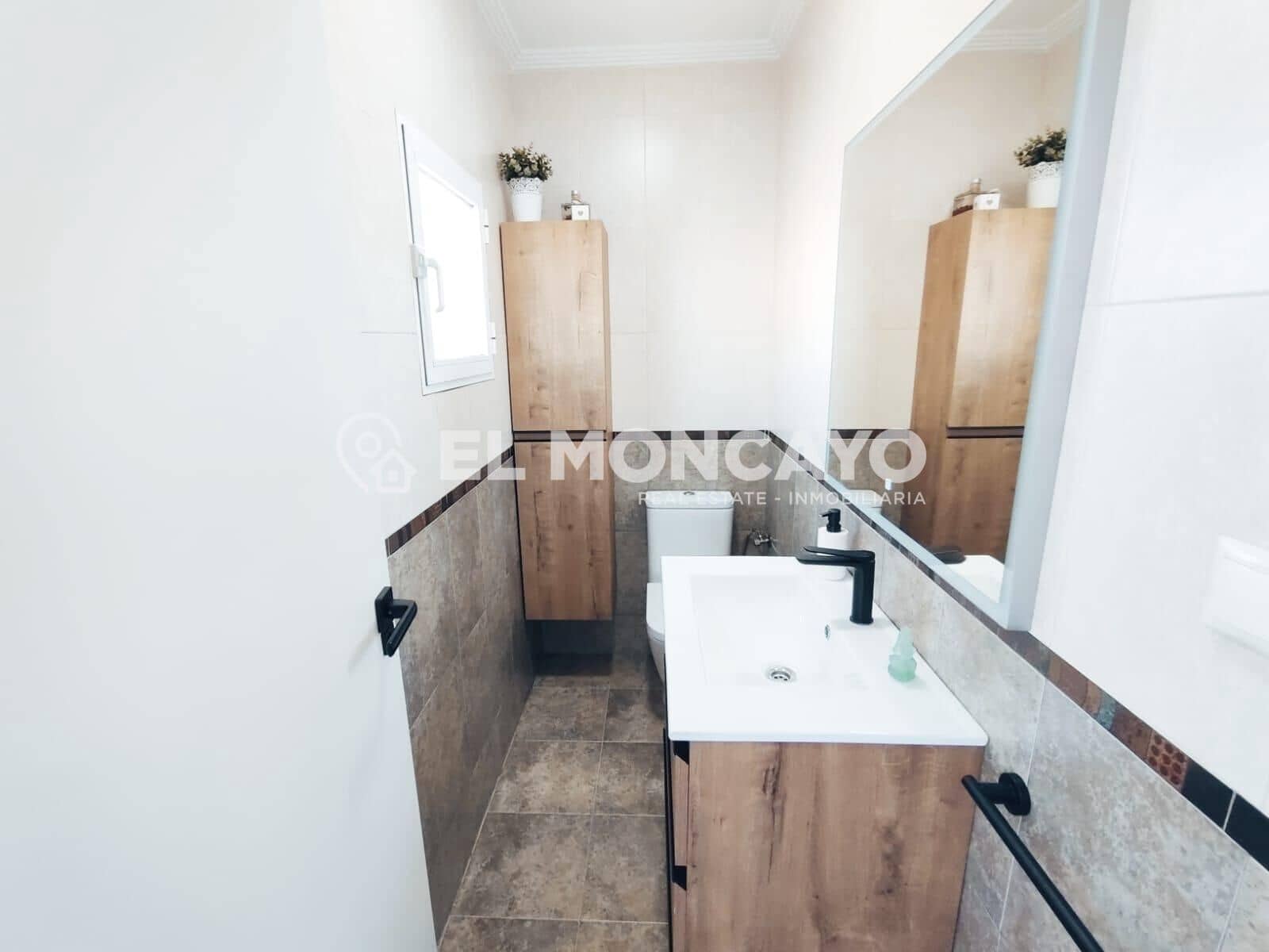 3 soveværelse Rækkehus til salg i Guardamar del Segura med garage - € 299.000 (Ref: 8839116)