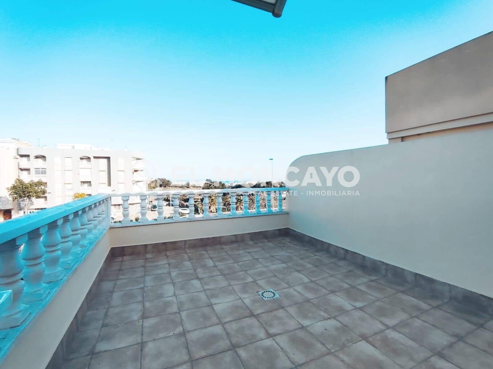 3 soveværelse Rækkehus til salg i Guardamar del Segura med garage - € 299.000 (Ref: 8839116)