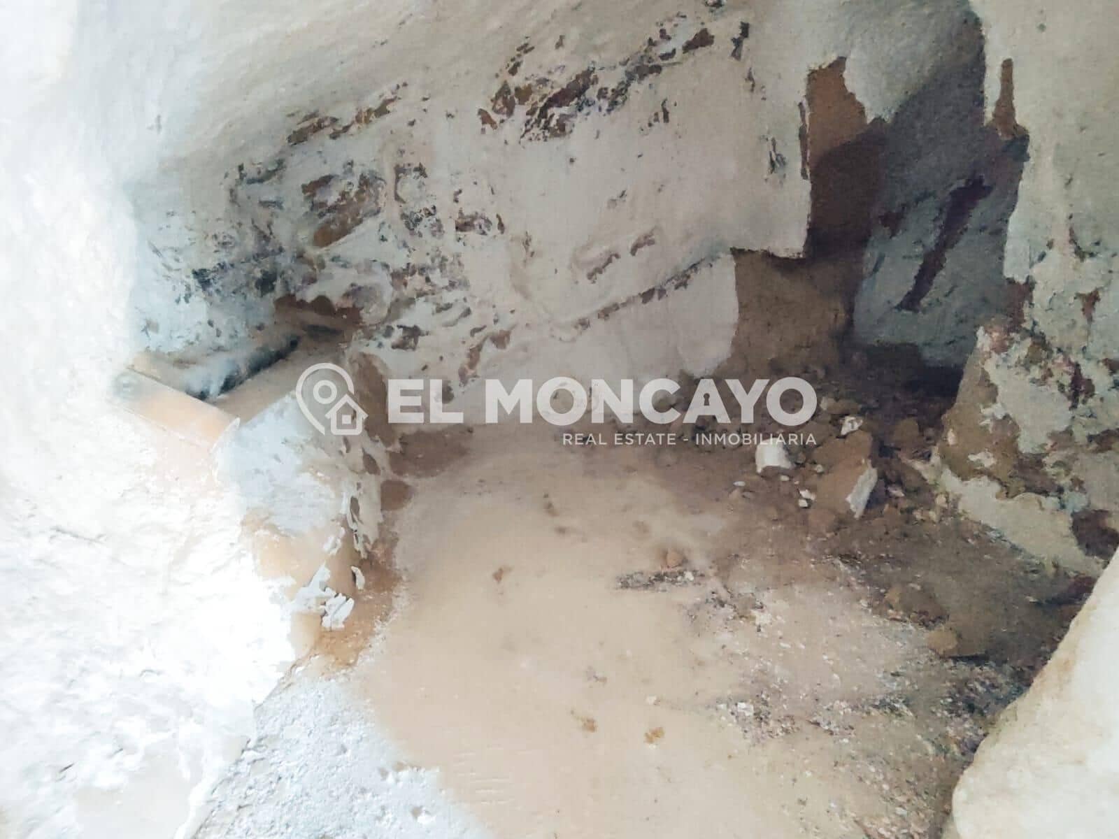 3 soveværelse Hulehus til salg i Rojales - € 50.000 (Ref: 8841166)