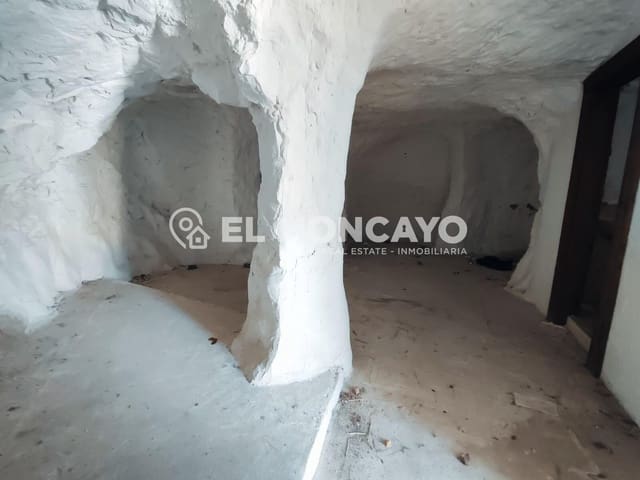 3 bedroom Cave House for sale in Rojales - € 50,000 (Ref: 8841166)