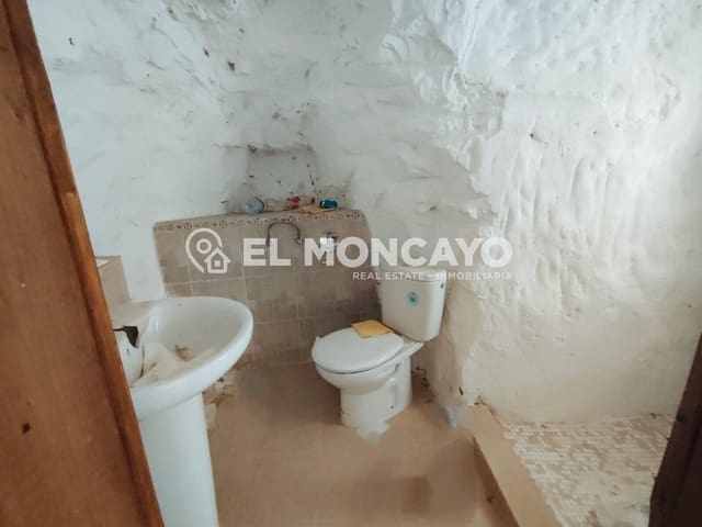 3 bedroom Cave House for sale in Rojales - € 50,000 (Ref: 8841166)