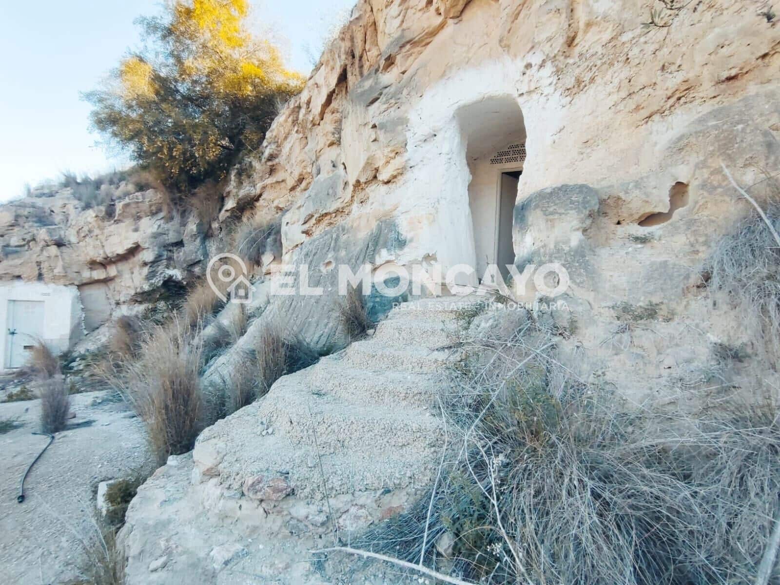 3 soveværelse Hulehus til salg i Rojales - € 50.000 (Ref: 8841166)