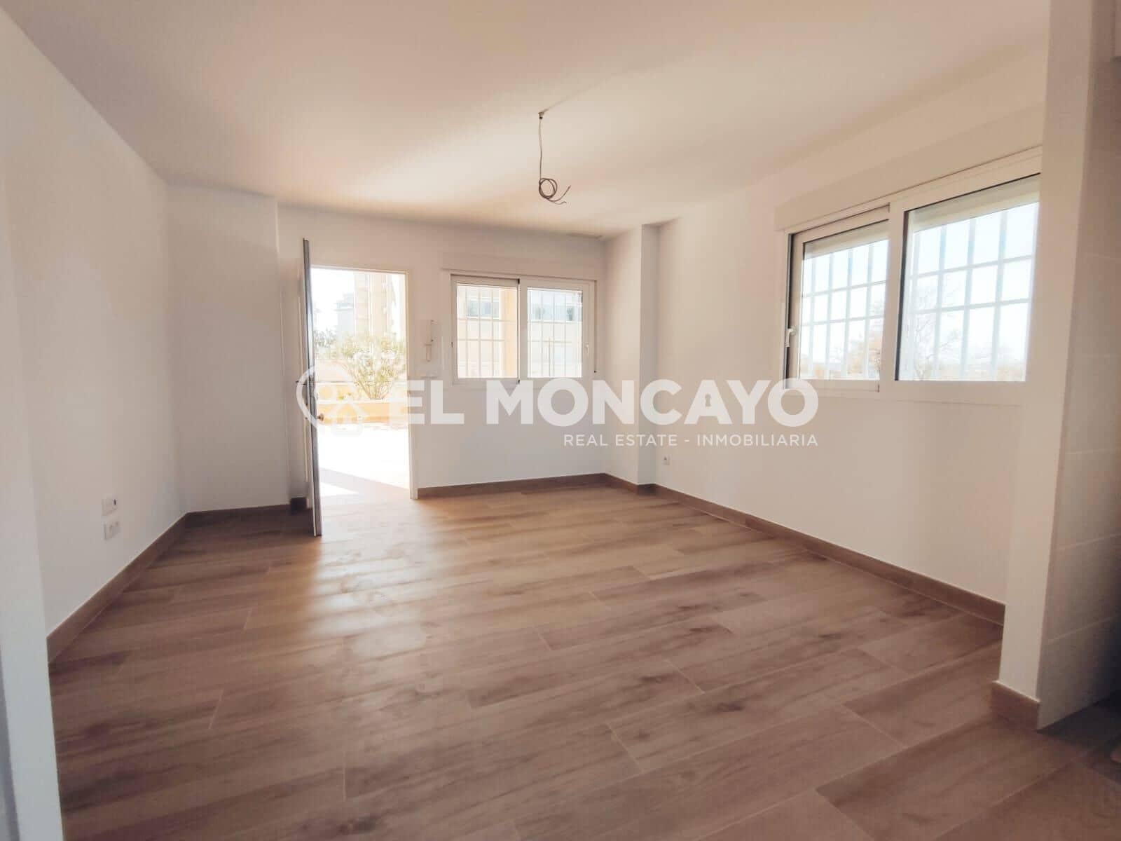2 slaapkamer Appartement te koop in Guardamar del Segura met zwembad - € 199.900 (Ref: 8841167)