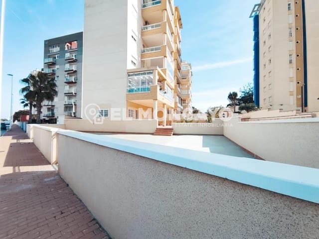 2 slaapkamer Appartement te koop in Puerto Deportivo, Guardamar del Segura met zwembad - € 199.900 (Ref: 8841167)