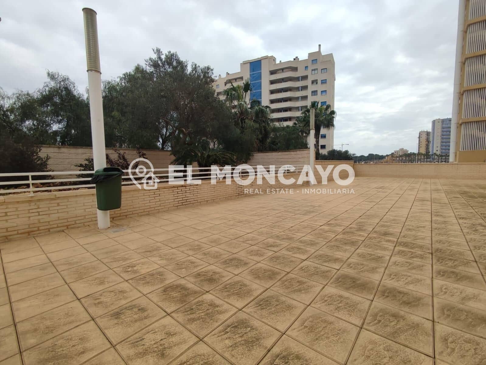 2 quarto Apartamento para venda em Guardamar del Segura com piscina - 189 000 € (Ref: 8867401)