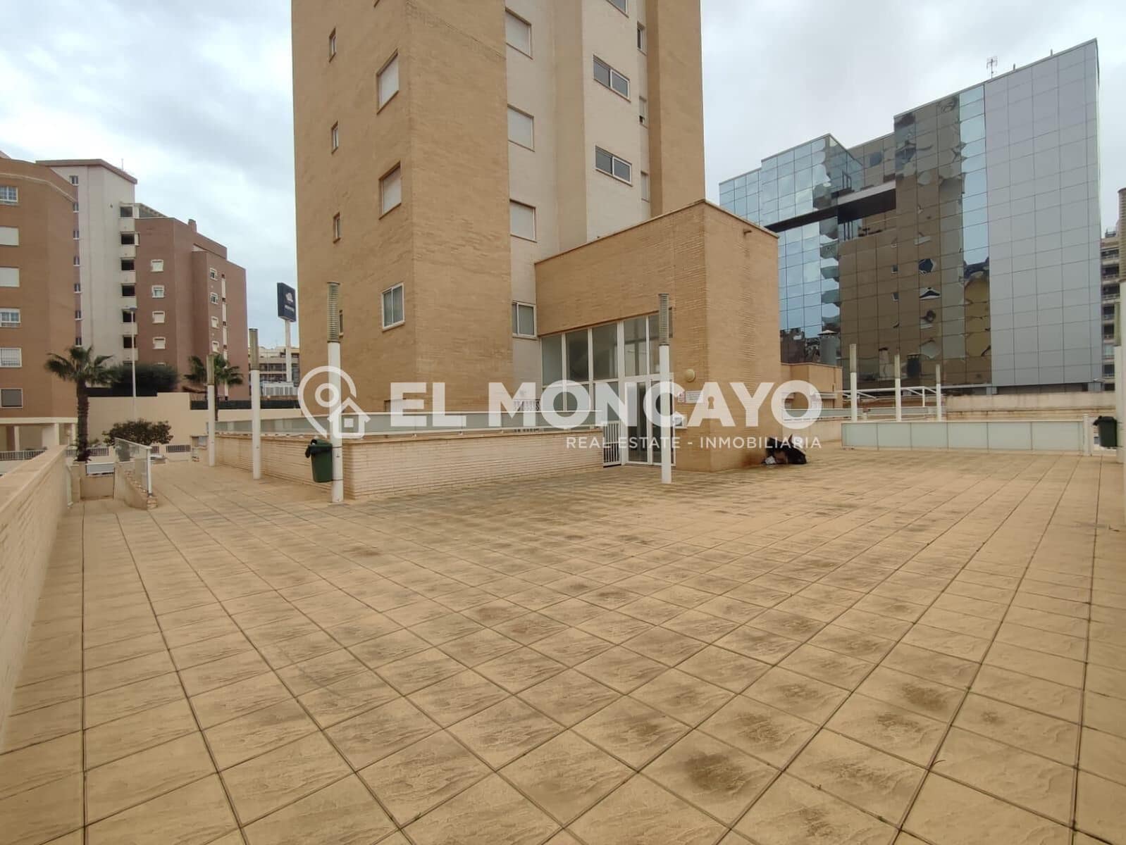 2 quarto Apartamento para venda em Guardamar del Segura com piscina - 189 000 € (Ref: 8867401)
