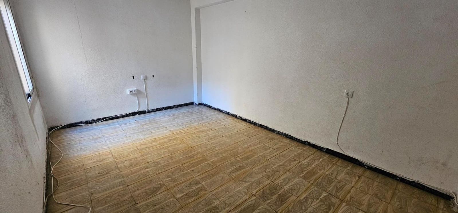 3 soverom Kommersiell til salgs i Guardamar del Segura - € 235 000 (Ref: 8867404)