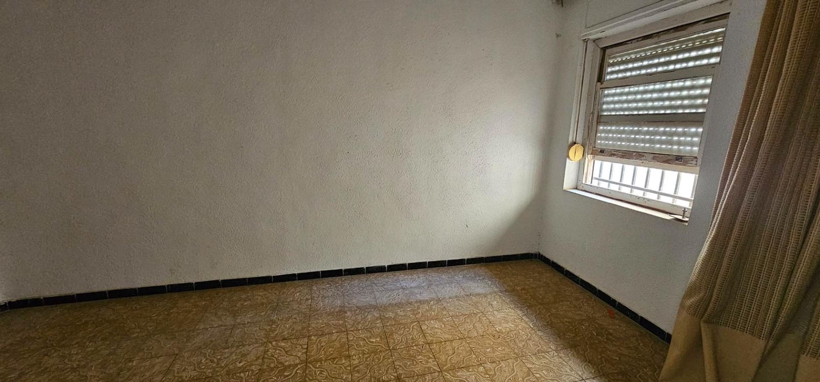 3 soverom Kommersiell til salgs i Guardamar del Segura - € 235 000 (Ref: 8867404)