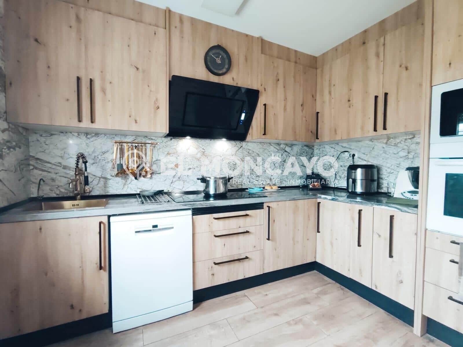 4 sypialnia Finka/Dom wiejski na sprzedaż w Daya Nueva z basenem garażem - 635 000 € (Ref: 8881564)