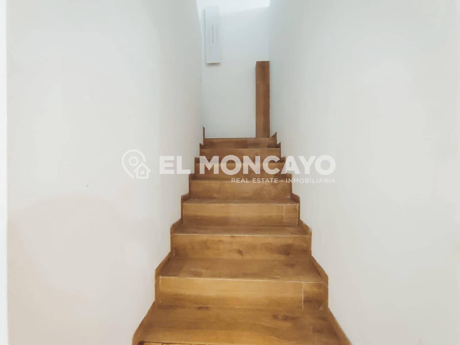 4 sypialnia Finka/Dom wiejski na sprzedaż w Daya Nueva z basenem garażem - 635 000 € (Ref: 8881564)