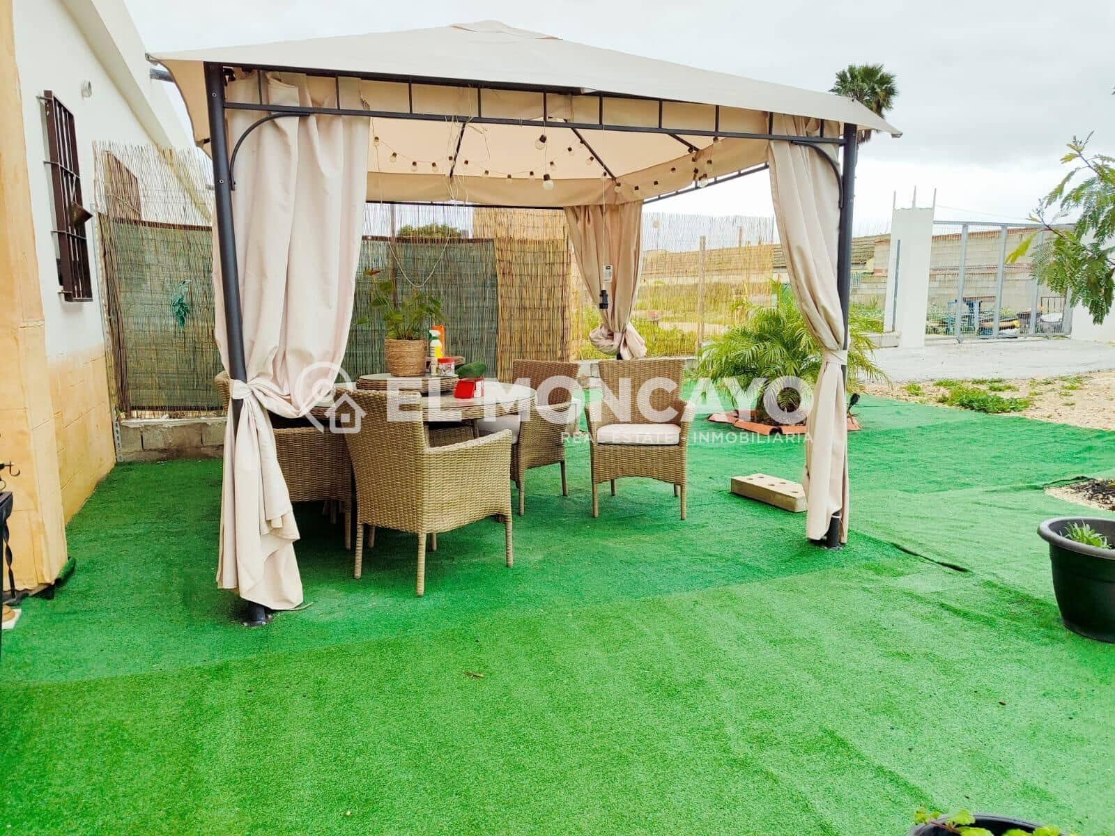 4 sypialnia Finka/Dom wiejski na sprzedaż w Daya Nueva z basenem garażem - 635 000 € (Ref: 8881564)