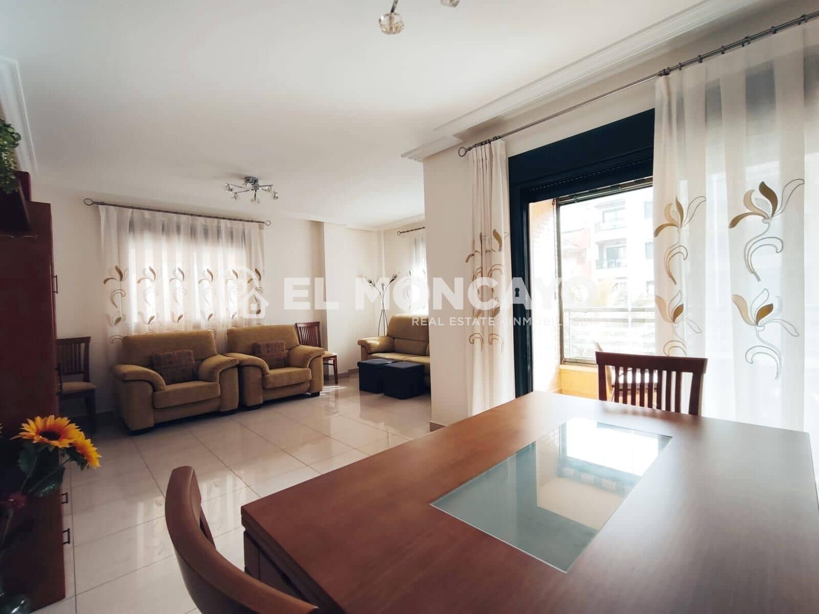 Apartamento de 4 habitaciones en Guardamar del Segura en venta con garaje - 279.000 € (Ref: 8886055)