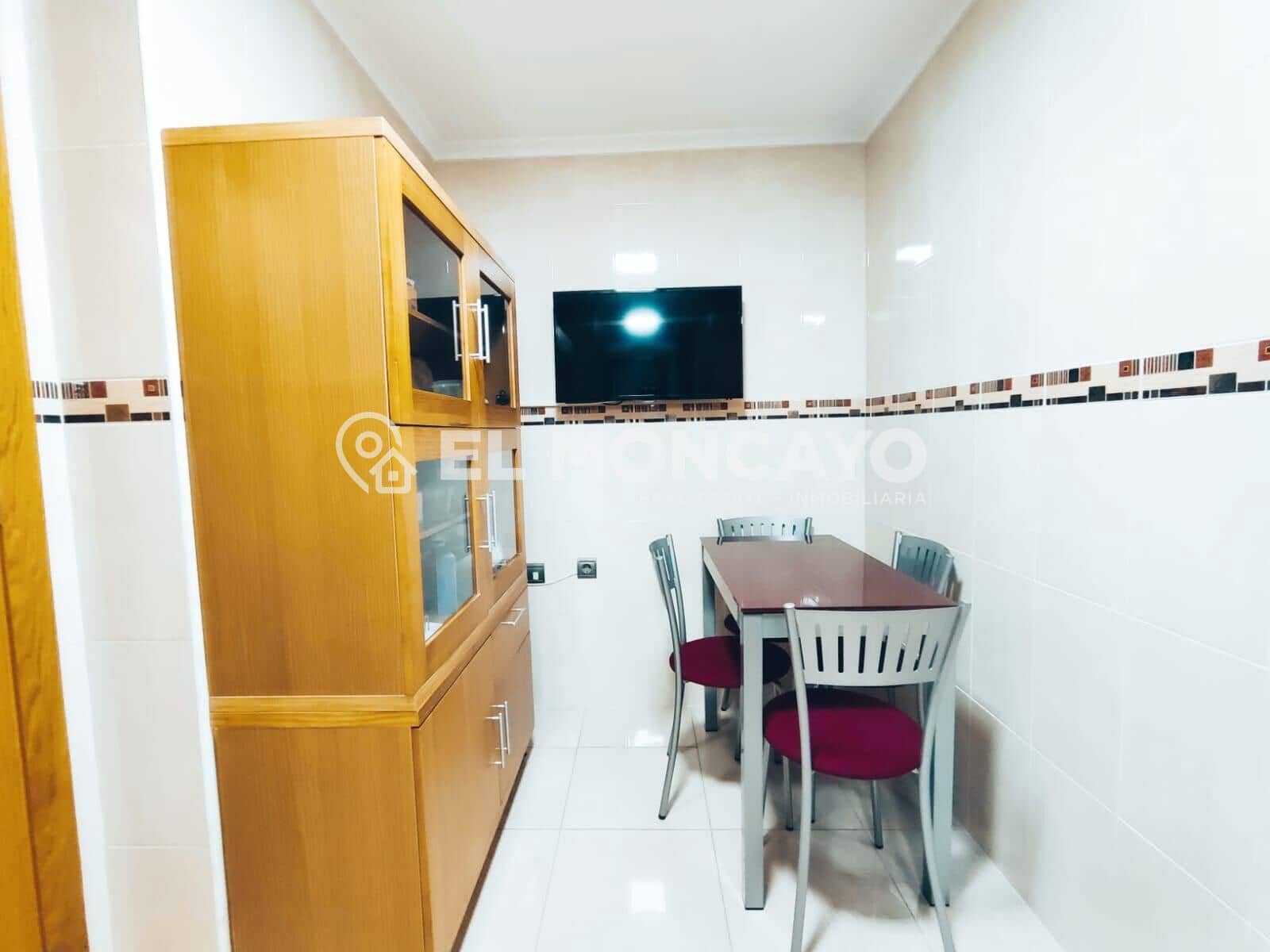 Apartamento de 4 habitaciones en Guardamar del Segura en venta con garaje - 279.000 € (Ref: 8886055)