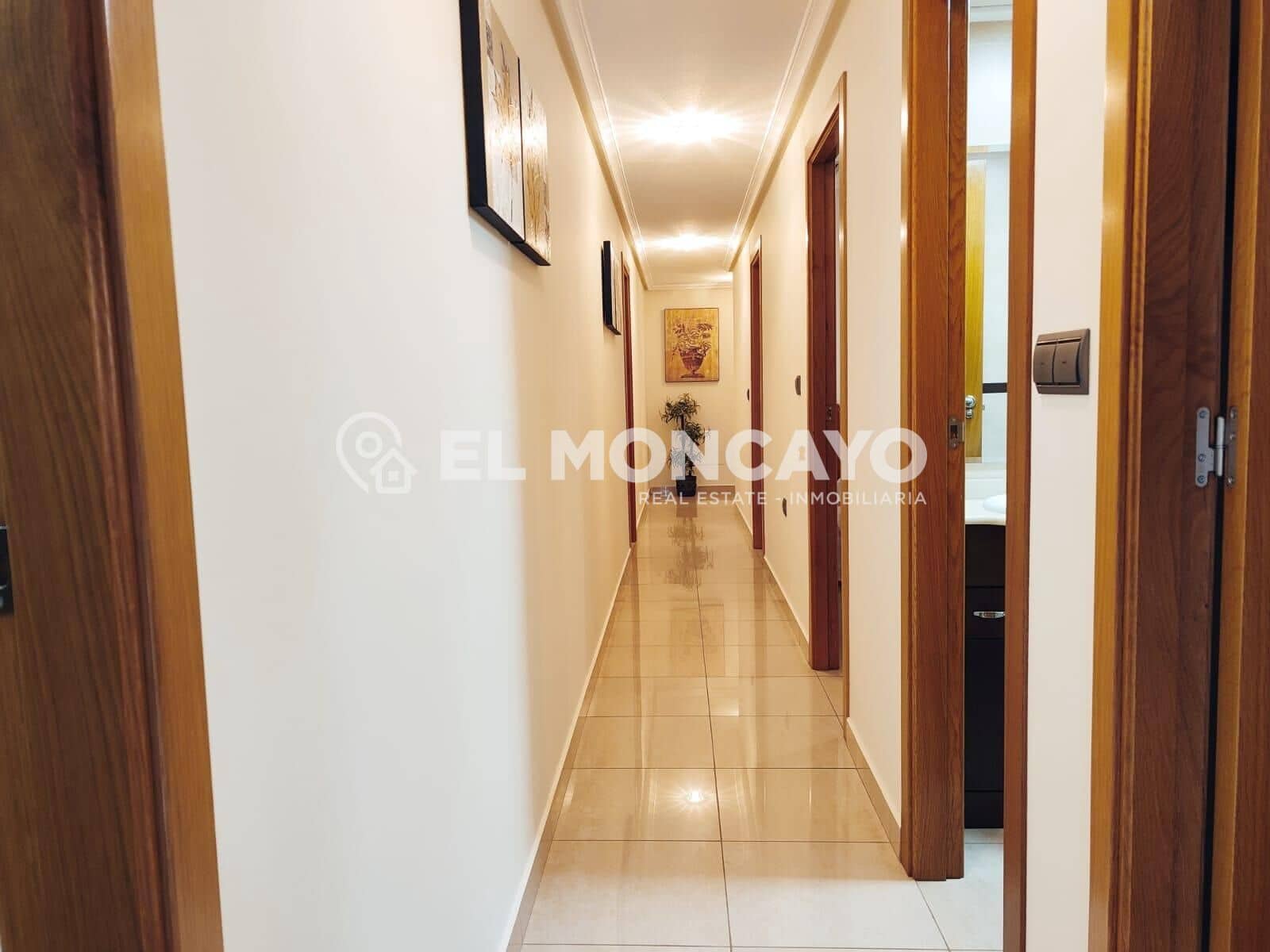 Apartamento de 4 habitaciones en Guardamar del Segura en venta con garaje - 279.000 € (Ref: 8886055)