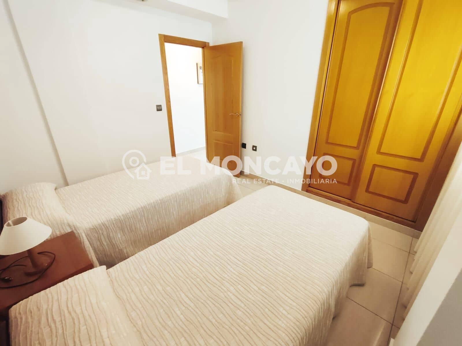 Apartamento de 4 habitaciones en Guardamar del Segura en venta con garaje - 279.000 € (Ref: 8886055)