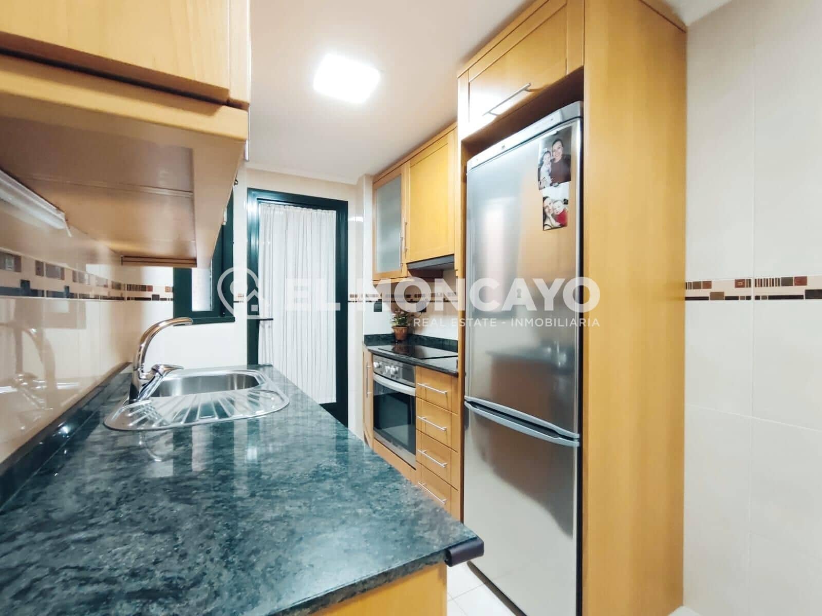 Apartamento de 4 habitaciones en Guardamar del Segura en venta con garaje - 279.000 € (Ref: 8886055)
