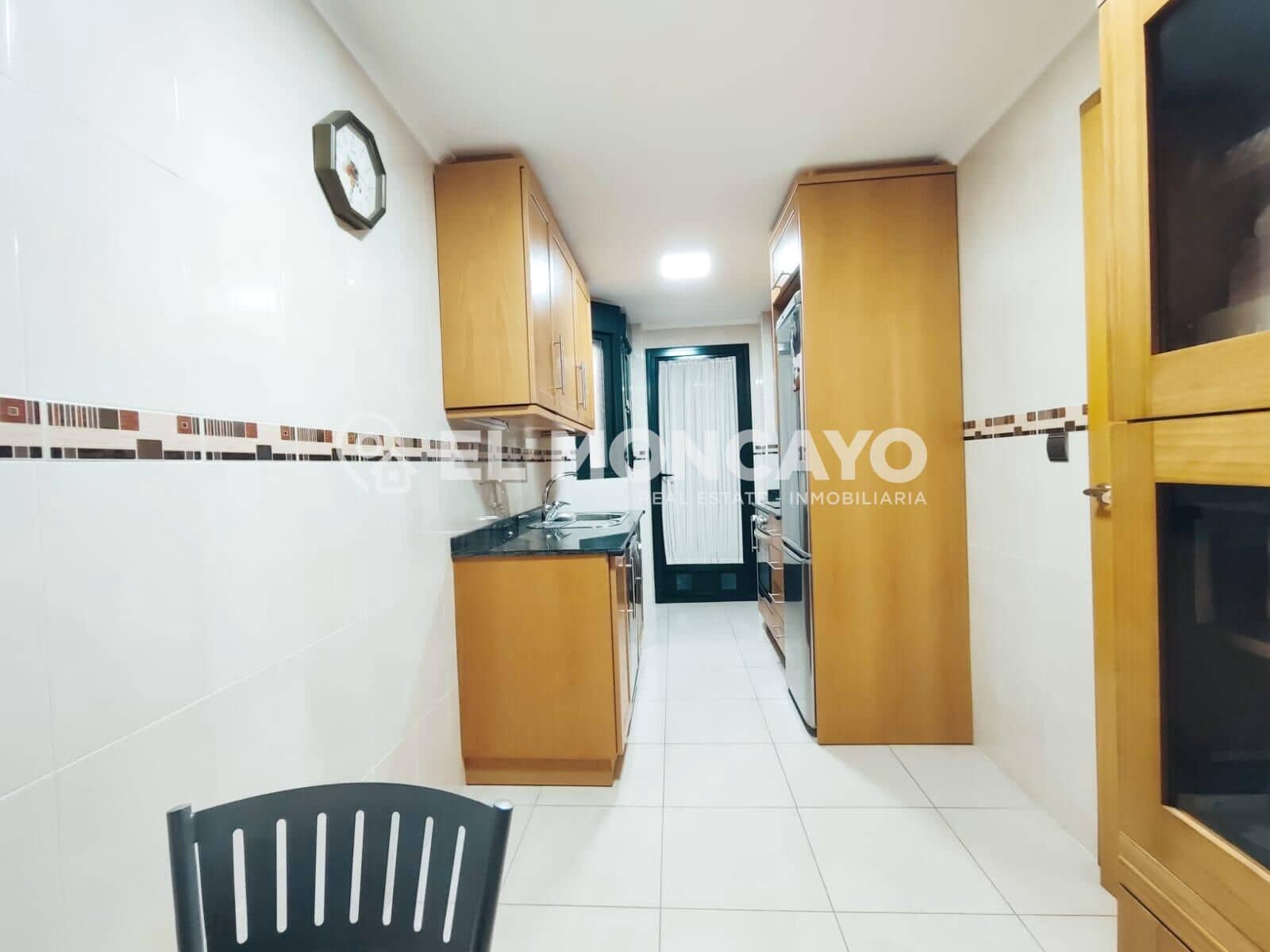 Apartamento de 4 habitaciones en Guardamar del Segura en venta con garaje - 279.000 € (Ref: 8886055)