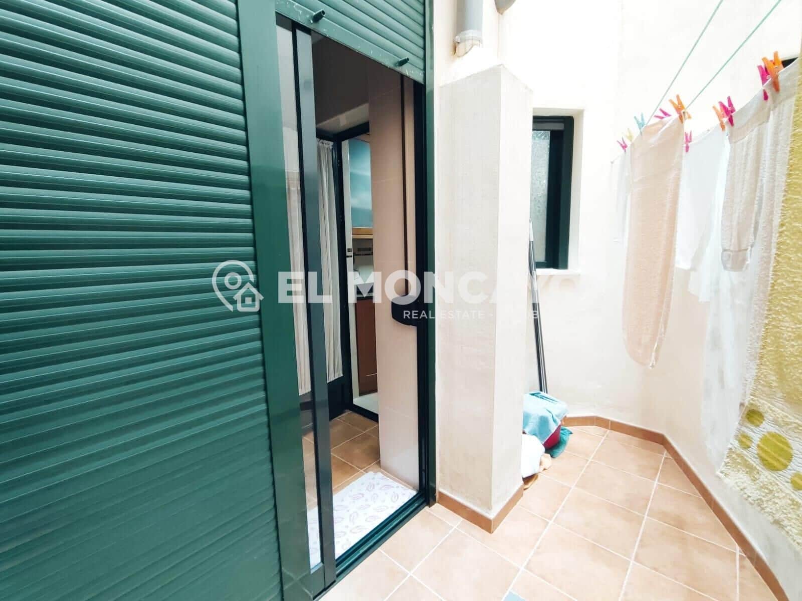 Apartamento de 4 habitaciones en Guardamar del Segura en venta con garaje - 279.000 € (Ref: 8886055)