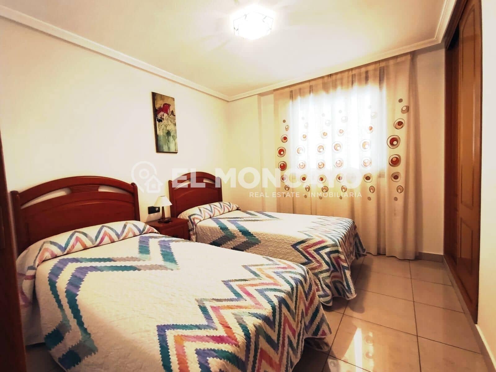 Apartamento de 4 habitaciones en Guardamar del Segura en venta con garaje - 279.000 € (Ref: 8886055)