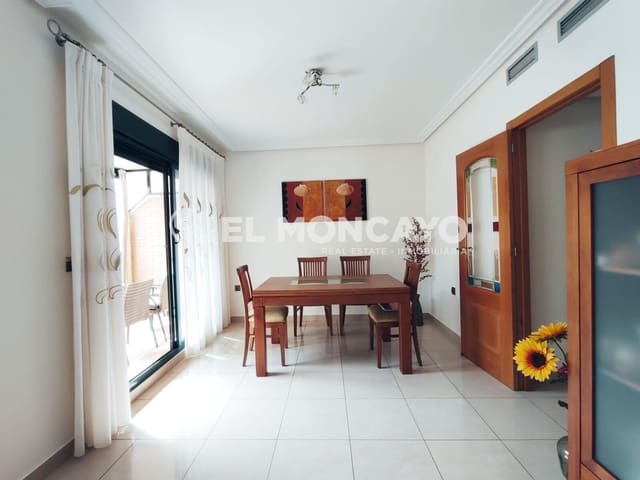 Apartamento de 4 habitaciones en Guardamar del Segura en venta con garaje - 279.000 € (Ref: 8886055)