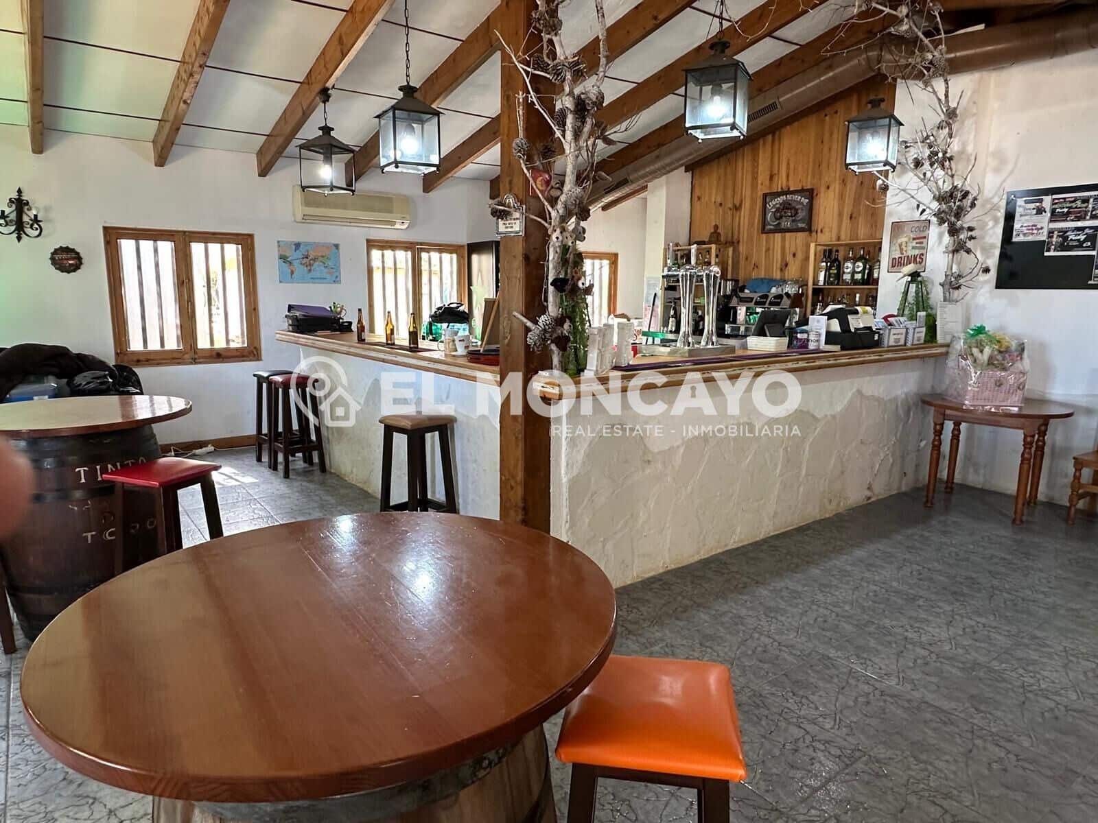 Virksomhed til salg i Guardamar del Segura - € 750.000 (Ref: 8896906)