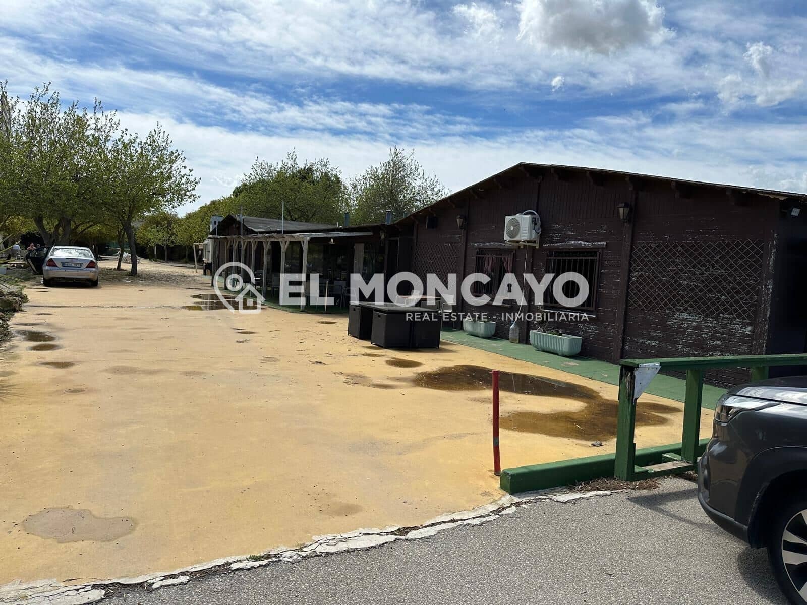 Virksomhed til salg i Guardamar del Segura - € 750.000 (Ref: 8896906)