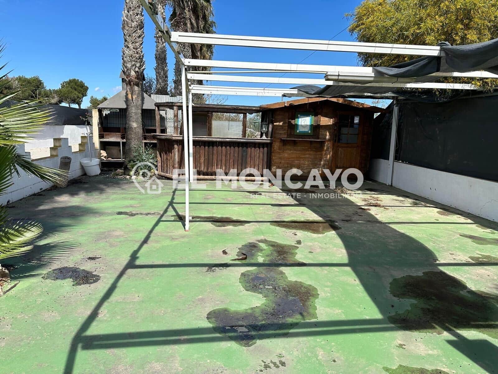 Virksomhed til salg i Guardamar del Segura - € 750.000 (Ref: 8896906)